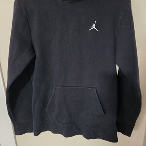 Nike Jordan Boys Youth Black Crewneck Pullover Sweatshirt